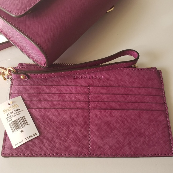 LOWEST 💥 Travel 3-in-1 Clutch Crossbody Wristlet - Picture 5 of 6